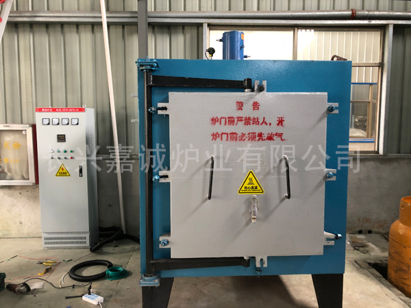 �ķ����Y(ji��)��ʽ�t